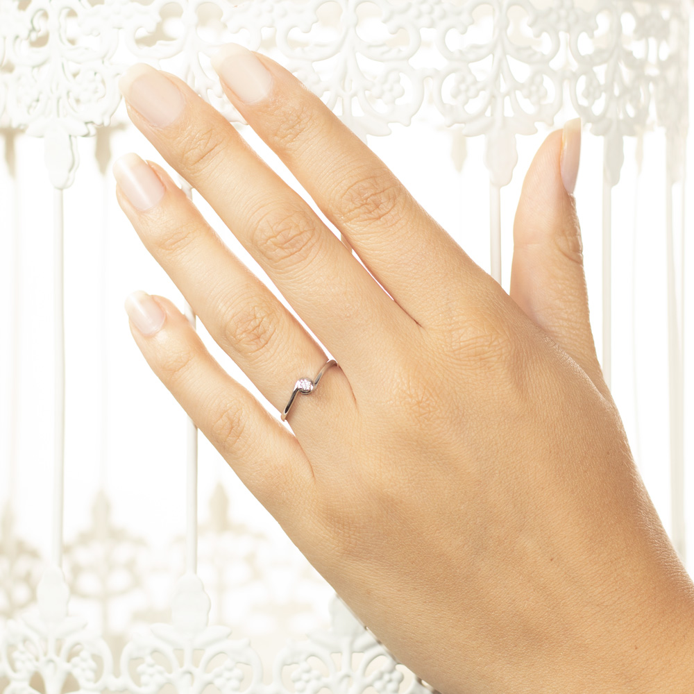 Inel de logodna din aur 18K cu diamant 0,05 ct., model Orsini 01017-05