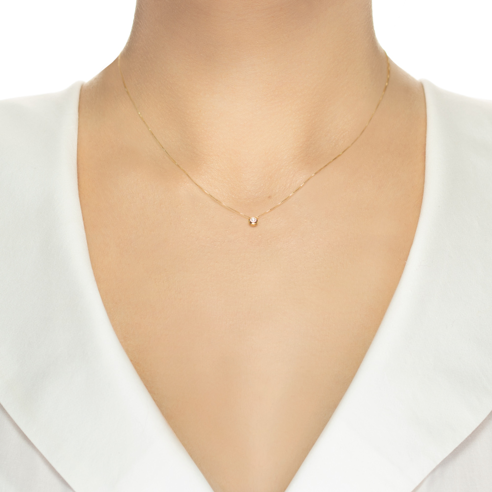Lantisor din aur 18K cu pandantiv cu diamant 0,02 ct., model Orsini 0450CI-02 Lantisor din aur 18K cu pandantiv cu diamant 0,02 ct., model Orsini 0450CI-02