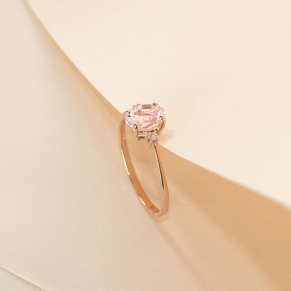 Inel de logodna din aur 18K cu morganit 0,50 ct. si diamante 0,02 ct., model Orsini 2756G-M5X7 Inel de logodna din aur 18K cu morganit 0,50 ct. si diamante 0,02 ct., model Orsini 2756G-M5X7