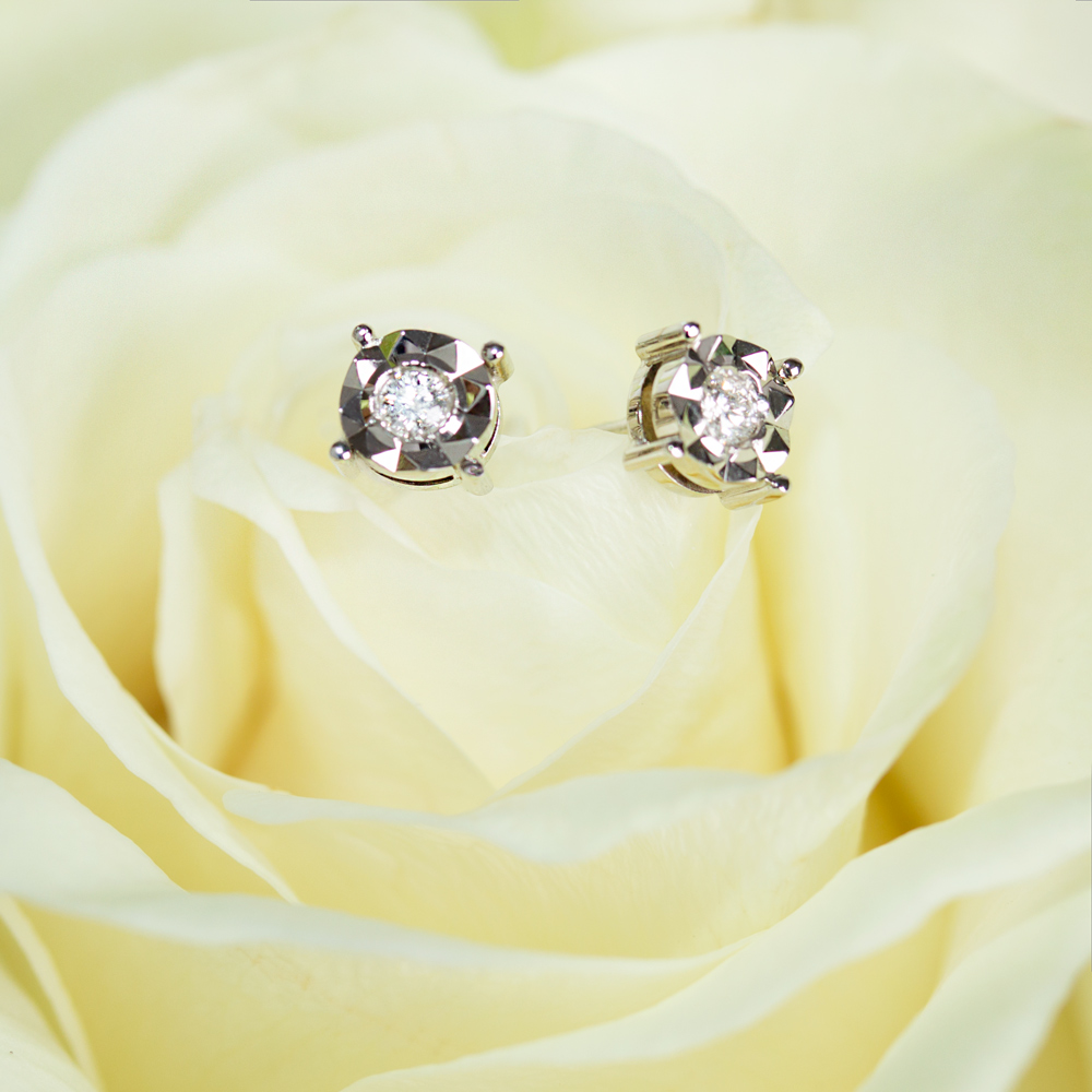 Cercei din aur 18K cu diamante 0,08 ct., model Orsini OR0605M Cercei din aur 18K cu diamante 0,08 ct., model Orsini OR0605M